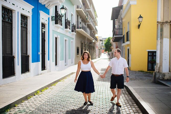 private-vacation-photo-session-with-local-photographer-in-san-juan