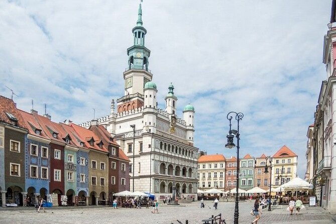 private-walking-city-tour-in-poznan-2