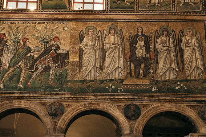 private-walking-tour-discover-ravennas-stunning-mosaics