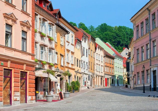 private-walking-tour-of-ljubljana-old-town