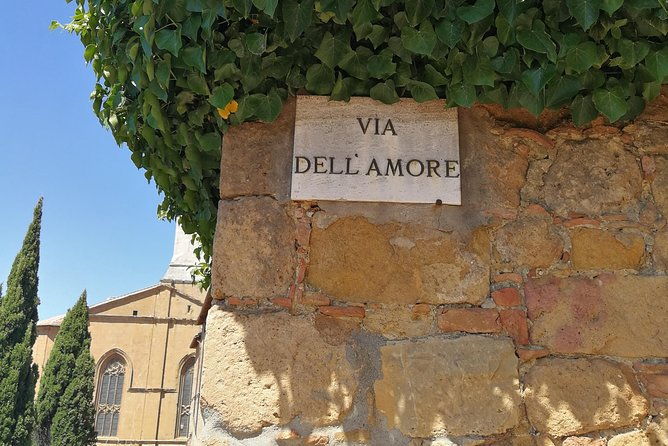 private-walking-tour-of-pienza-with-licensed-tour-guide