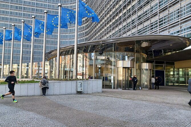 private-walking-tour-your-own-brussels-european-quarter