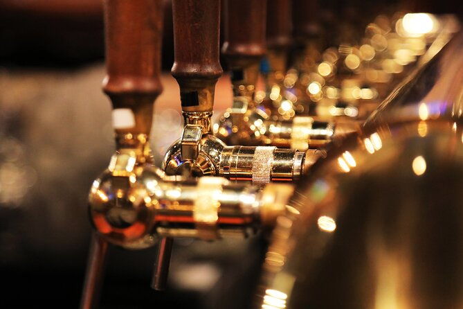 pub-and-history-tour-of-durham-with-alcohol-tasting-3