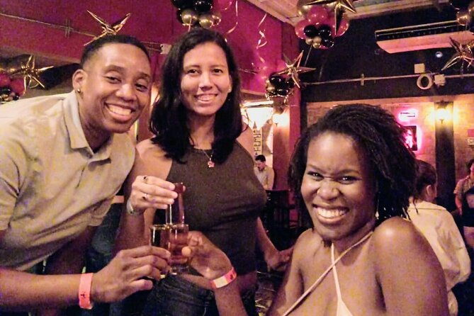 pub-crawl-salsa-in-cali