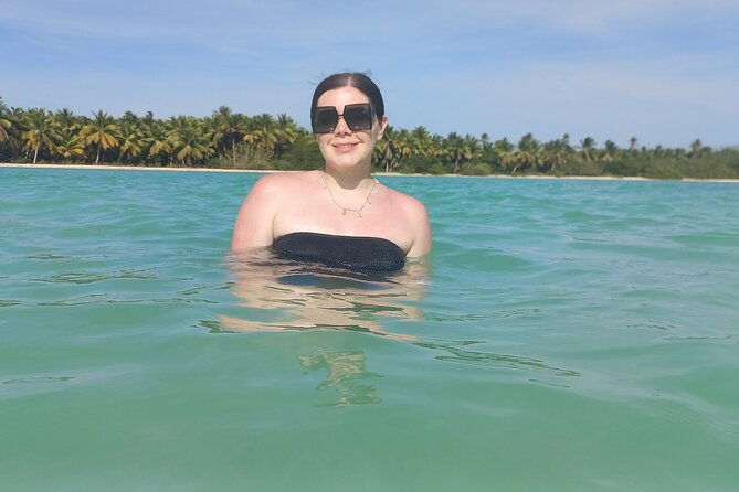 punta-cana-party-boat-with-open-bar-snorkeling-natural-pool