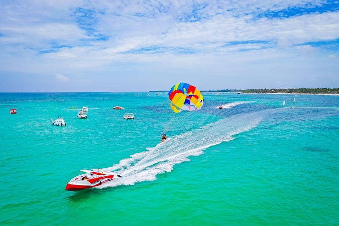 punta-cana-party-cruise-with-snorkeling-hooka-diving-and-parasailing