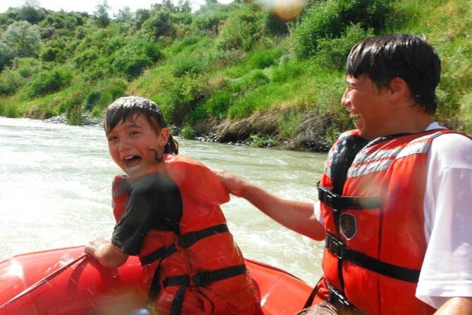 red-canyon-river-trips-7-mile-whitewater-rafting-9am-daily