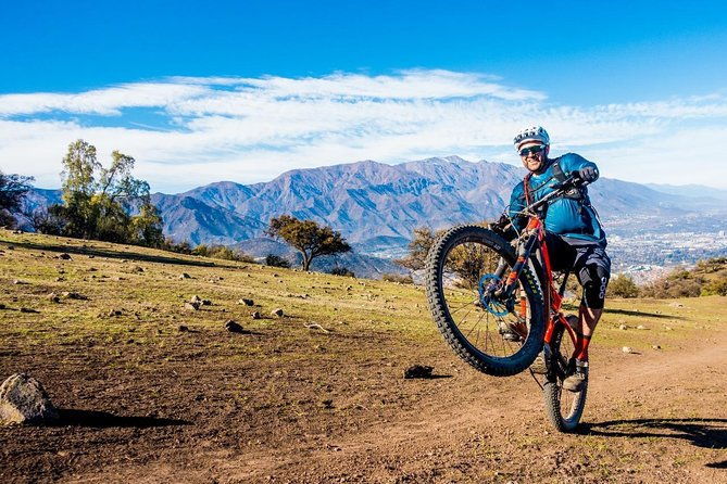 rent-an-electric-mountain-bike-in-santiago-to-ride-in-a-bike-park