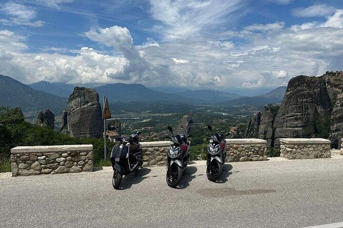 ride-on-the-rocks-meteora-scooter-and-e-bike-rentals