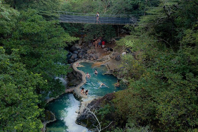 rincon-de-la-vieja-one-day-waterfalls-expedition