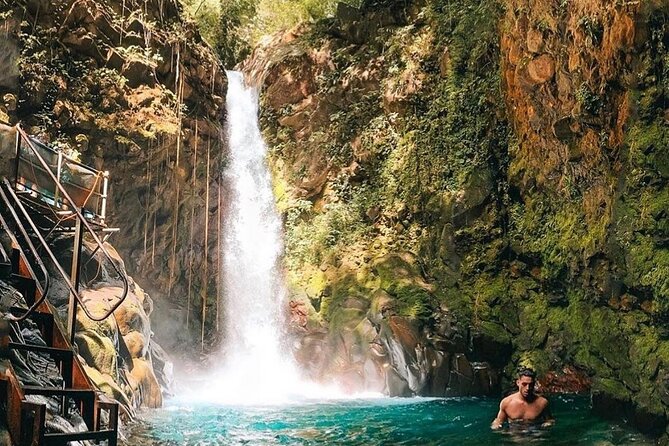 rincon-waterfalls-experience