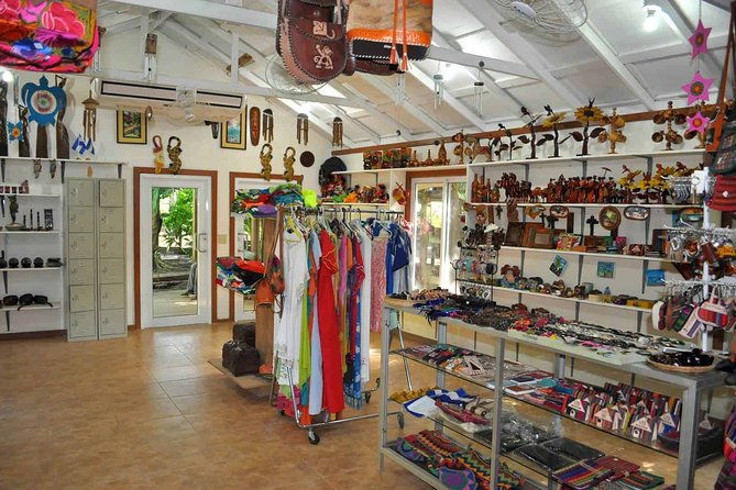 roatan-by-land-and-sea