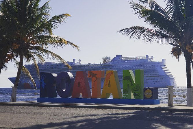roatan-monkey-and-sloth-tour-with-chocolate-and-rum-factory
