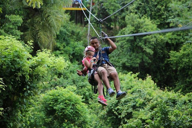 roatan-super-man-zip-line-with-wildlife-eco-park-and-snorkel