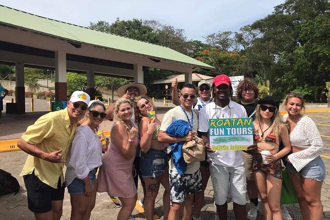 roatan-tours-with-transport