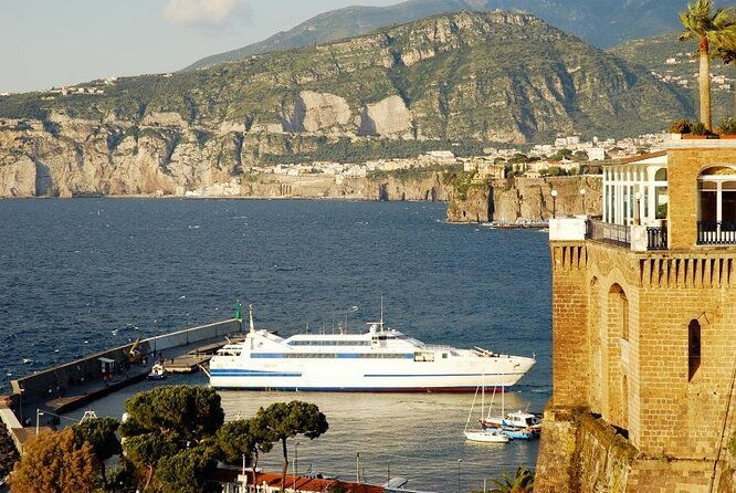 rome-to-pompeii-sorrento-capri-2-day-south-italy-tour