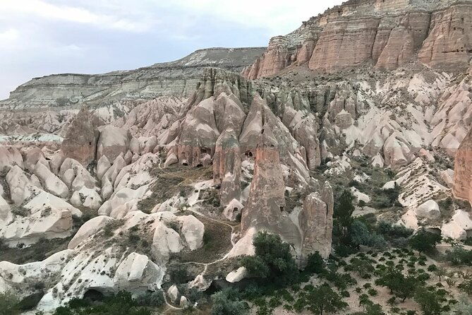 rose-valley-sunset-hiking-in-cappadocia