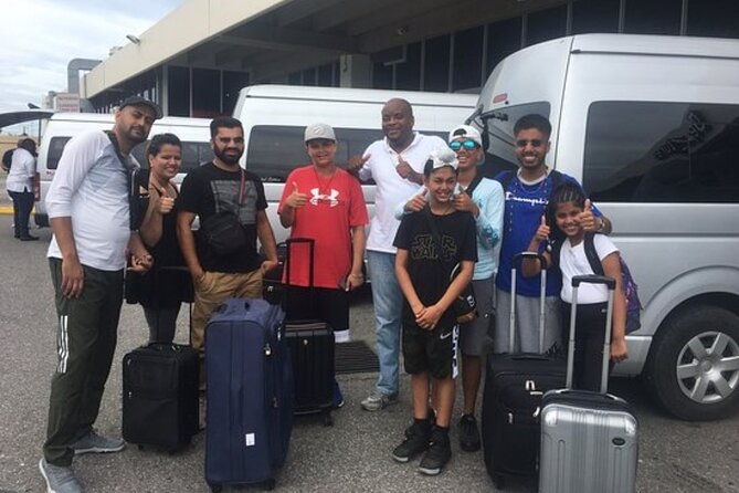 round-trip-airport-transfer-to-hilton-rose-hall-resort-spa