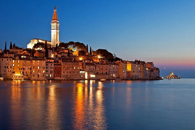 rovinj-by-night