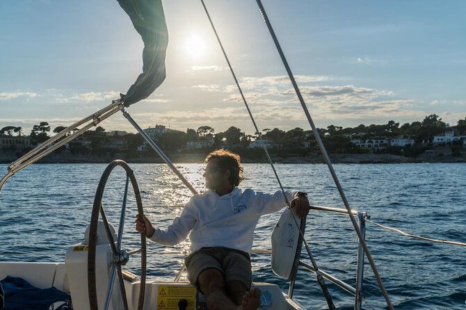 sailing-experience-on-a-4-hour-sailboat-in-girona