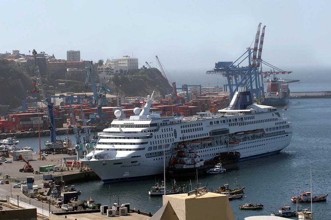 san-antonio-port-to-santiago-airport-or-hotel-private-transfer
