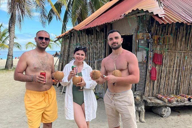 san-blas-islands-tour-4-places-welcome-drink