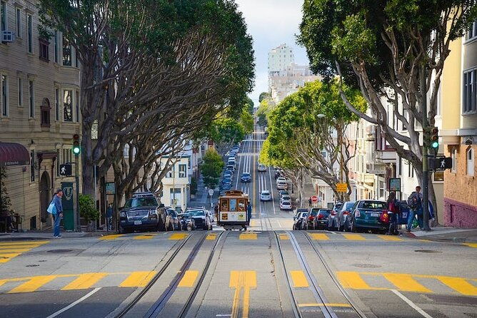 san-francisco-private-city-tour-walking-private-bus-shuttle