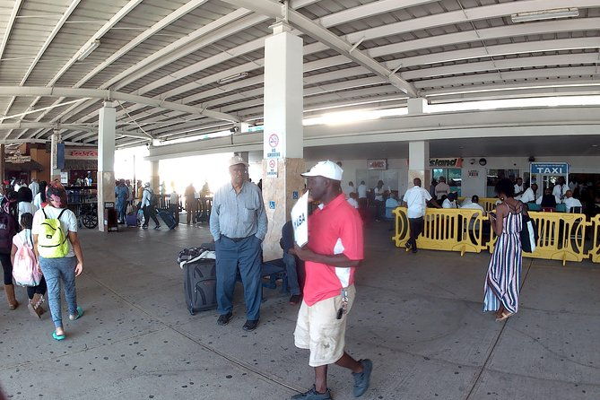sangster-international-airport-transfer-to-hotels-mbj-montegobay-jamaica