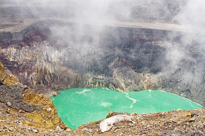 santa-ana-volcano-hike-private-tour-coatepeque-lake