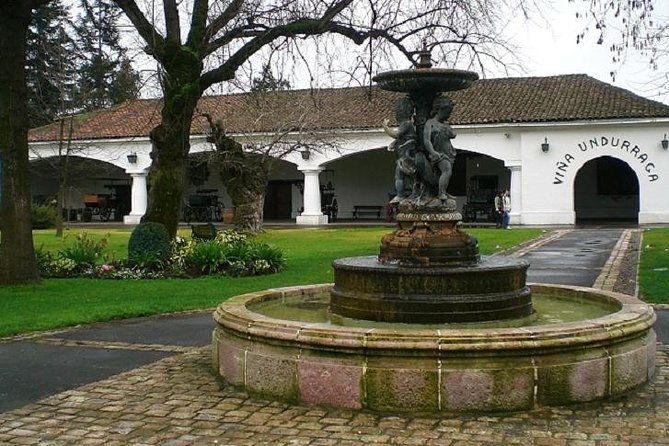 santiago-full-day-visiting-santa-rita-undurraga-vineyards-entraces-included