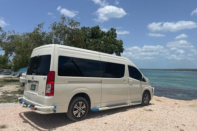 santo-domingo-airport-and-excellence-punta-cana-private-transfer