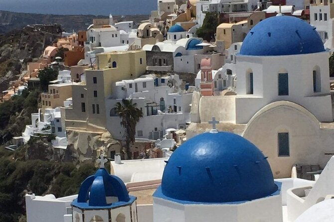 santorini-highlights-private-tour-hidden-gems-iconic-views-6-h