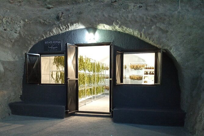 santorini-private-agri-educational-visit-to-an-organic-farm