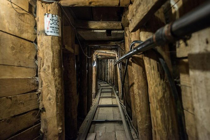 sarajevo-a-city-under-siege-war-tour-with-tunnel-museum