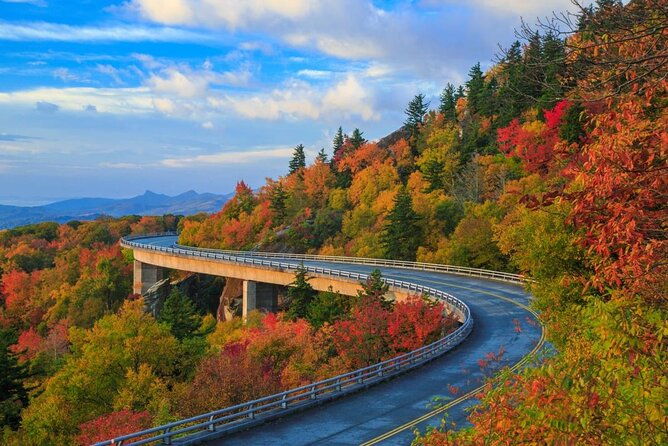 scenic-driving-tour-of-the-blue-ridge-mountains