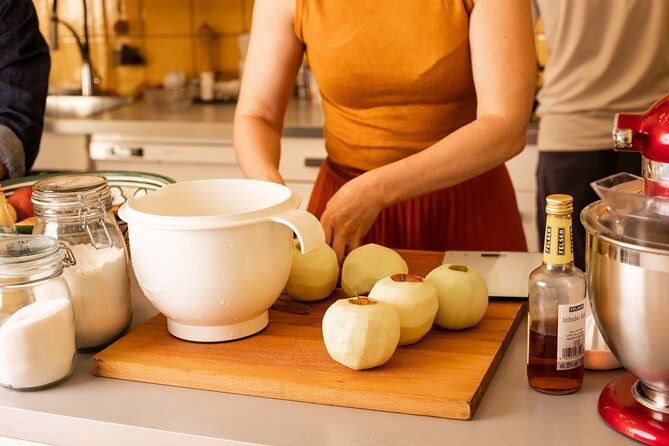 schnitzel-and-strudel-shared-cooking-class