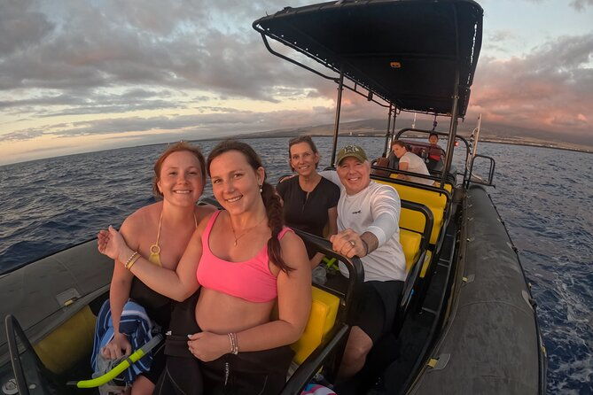 seasonal-small-group-humpback-whale-watching-in-kona