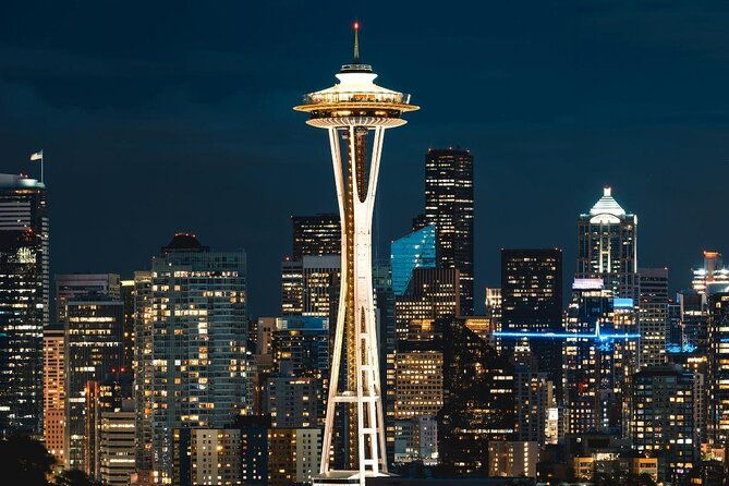 seattle-enchanting-night-tour-with-space-needle-and-skywheel