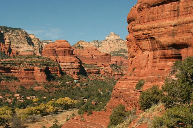sedona-jeep-tour-private-mild-4x4-red-rock-panoramic
