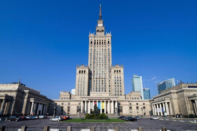self-drive-tour-communist-warsaw-by-retro-fiat-toddler-2