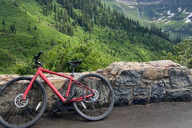 self-guided-bike-tour-in-glacier-national-park