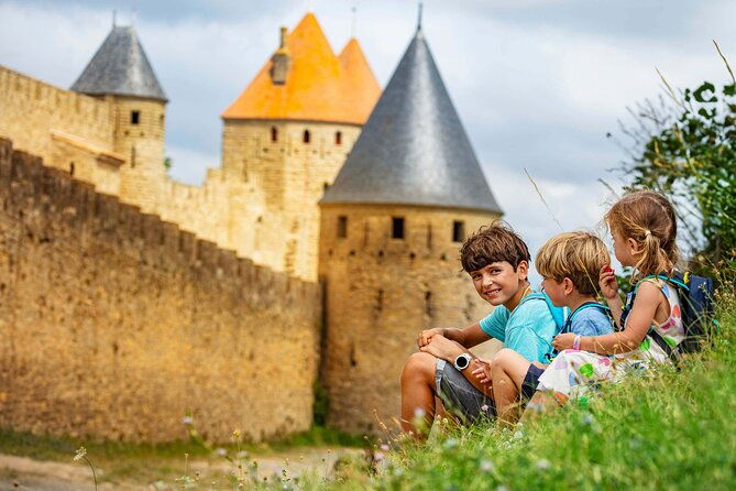 self-guided-walking-tour-in-carcassone-medieval-town