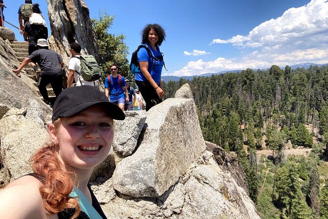 semi-private-tour-to-sequoia-national-park-with-lunch-2