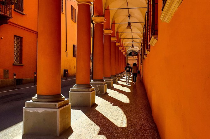 seven-secrets-of-bologna-and-more-half-day-walking-tour