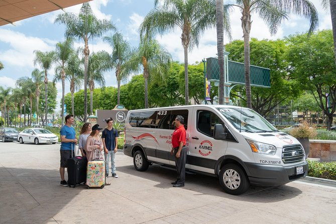 shared-airport-departure-transfer-anaheim-buena-park-or-garden-grove-to-lax-international-airport-2