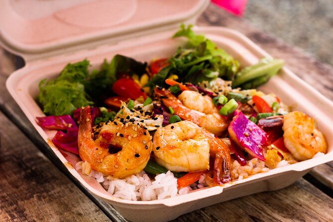 shared-food-waterfall-tour-in-honolulu-2