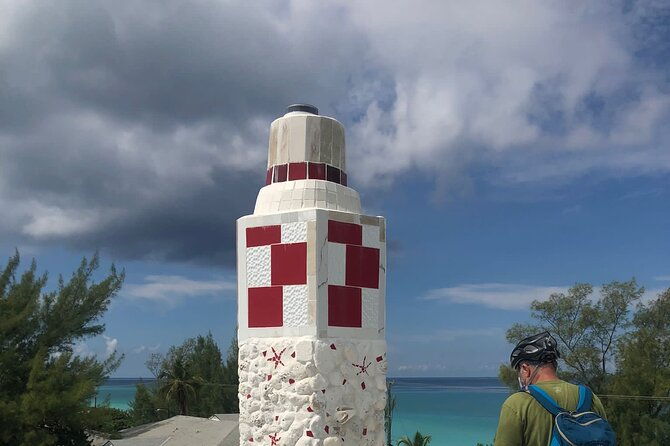 shared-island-bike-tour-in-bailey-town