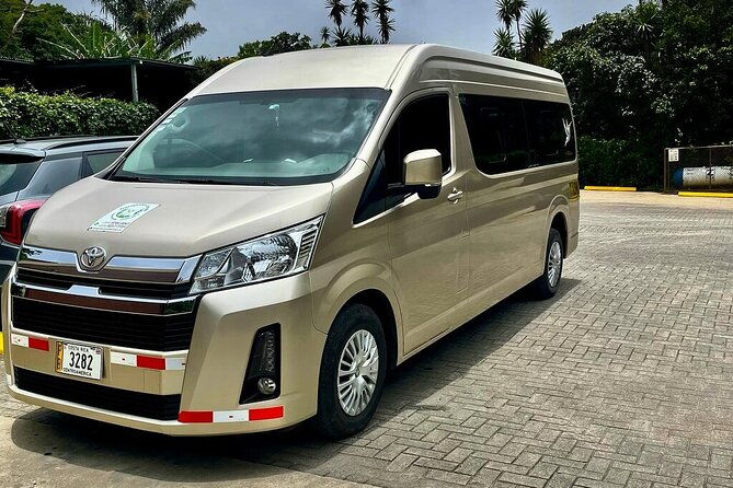 shared-shuttle-from-monteverde-to-tamarindo-2