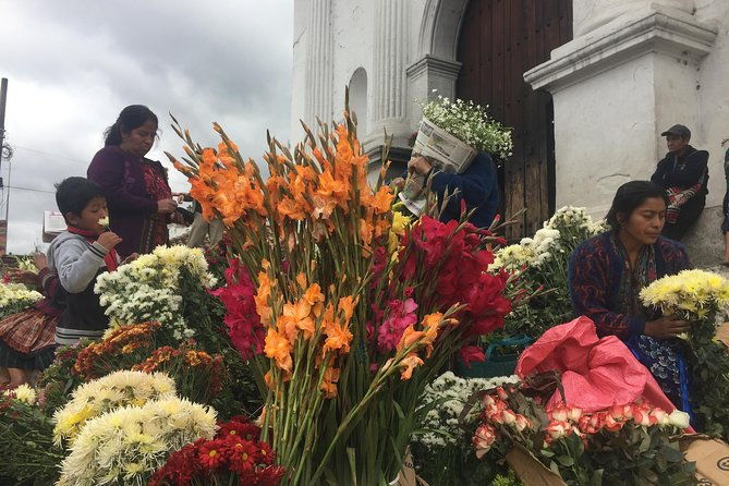 shared-shuttle-visit-chichicastenango-market