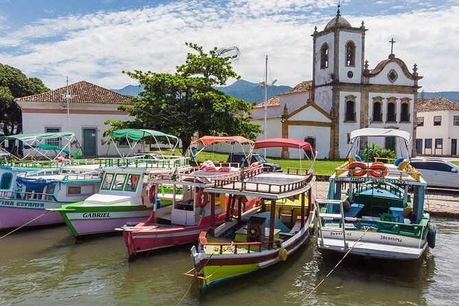 shared-transport-from-paraty-to-ilha-grande